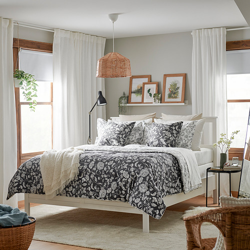 IDALINNEA, comforter set. 3 of 5 open dialog