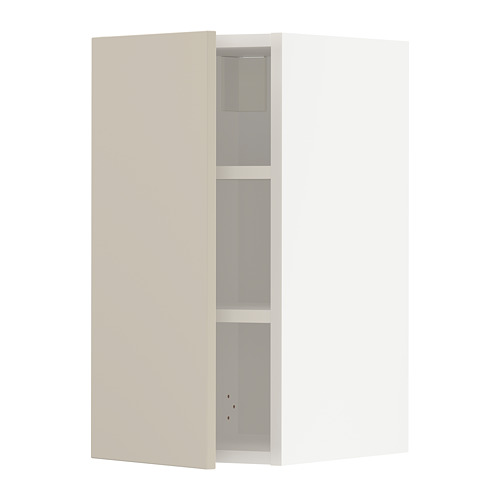 Mueble de cocina METOD beige con estantes ajustables.