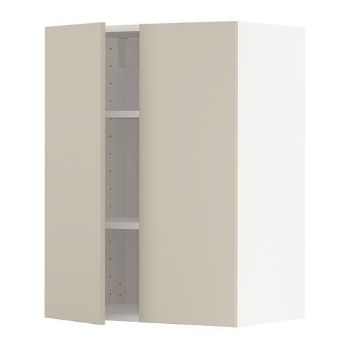 Un mueble de cocina METOD beige con estantes ajustables. Se trata de un mueble de pared con un diseño suave y minimalista.