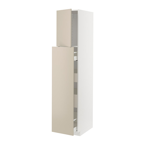 Armarios de cocina METOD beige con puertas de madera clara y marco blanco.