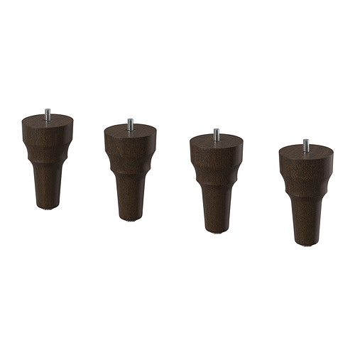 Cuatro patas de mueble de madera marrón oscuro con tornillos, ordenadamente dispuestas en fila.