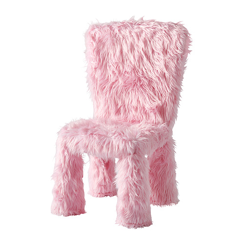 Silla de felpa rosa con respaldo alto, textura desgreñada, acogedora y acogedora, perfecta para la comodidad.