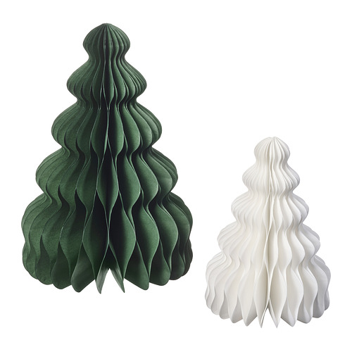 Dos árboles de Navidad de papel verde y blanco, triangulares, en capas, papel reciclado.