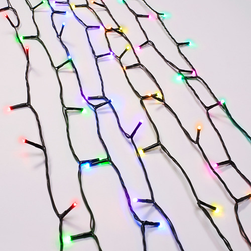 Guirnaldas de luces de colores con varios modos de luz, diseñadas para uso tanto en interiores como en exteriores, que se encienden automáticamente al anochecer.