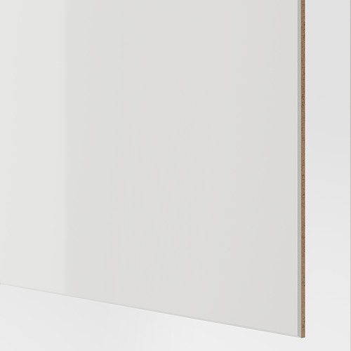 Elegante panel de puerta corredera blanco de alto brillo con borde liso que refleja la luz suavemente.