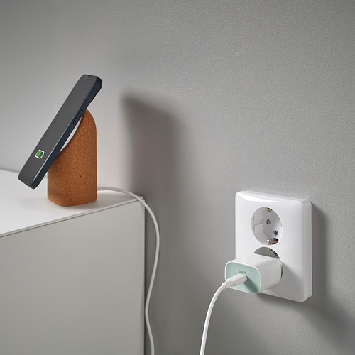 SJÖSS, 20W 1-port USB charger. 2 of 5 open dialog