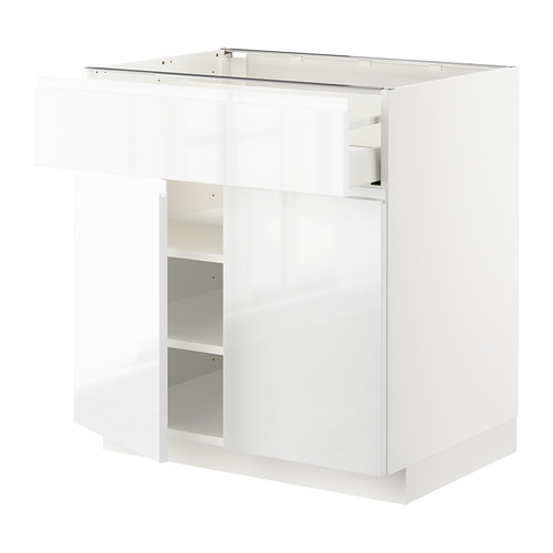 Mueble de cocina blanco de alto brillo con diseño moderno y dos estantes abiertos.