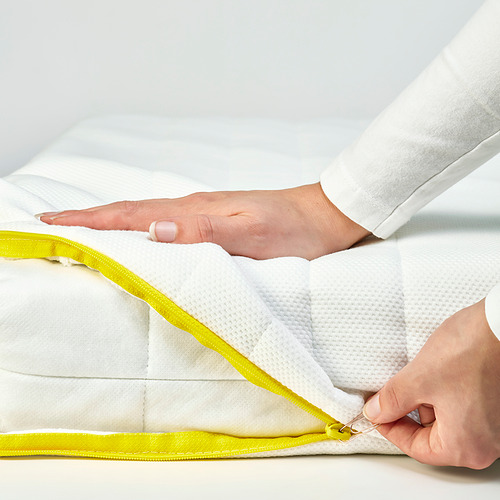 UNDERLIG, foam mattress for junior bed. 6 of 8 open dialog