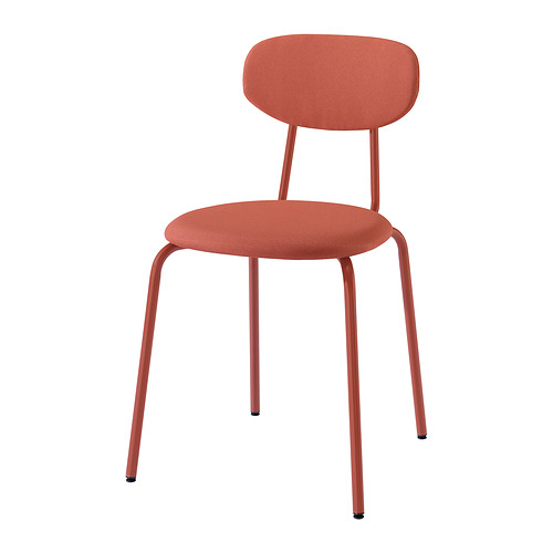 Una moderna silla arenquera naranja con asiento y respaldo de poliéster, patas rojas abiertas, estructura de metal.