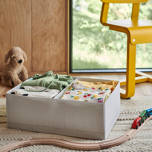 STUK, caja con compartimentos. 2 de 9 open dialog