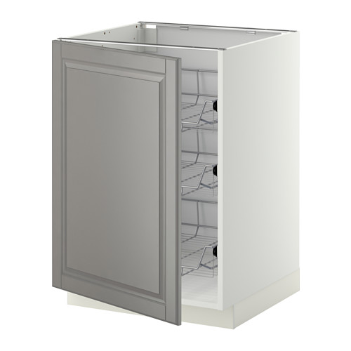 Mueble de cocina moderno: METOD en gris con bordes biselados, cestas de alambre y marco de aglomerado resistente.