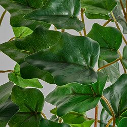 FEJKA planta artificial