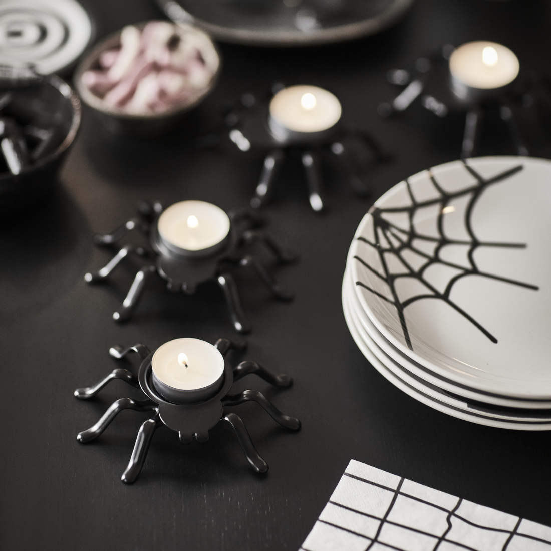 KUSTFYR, tealight holder. 4 of 4 open dialog