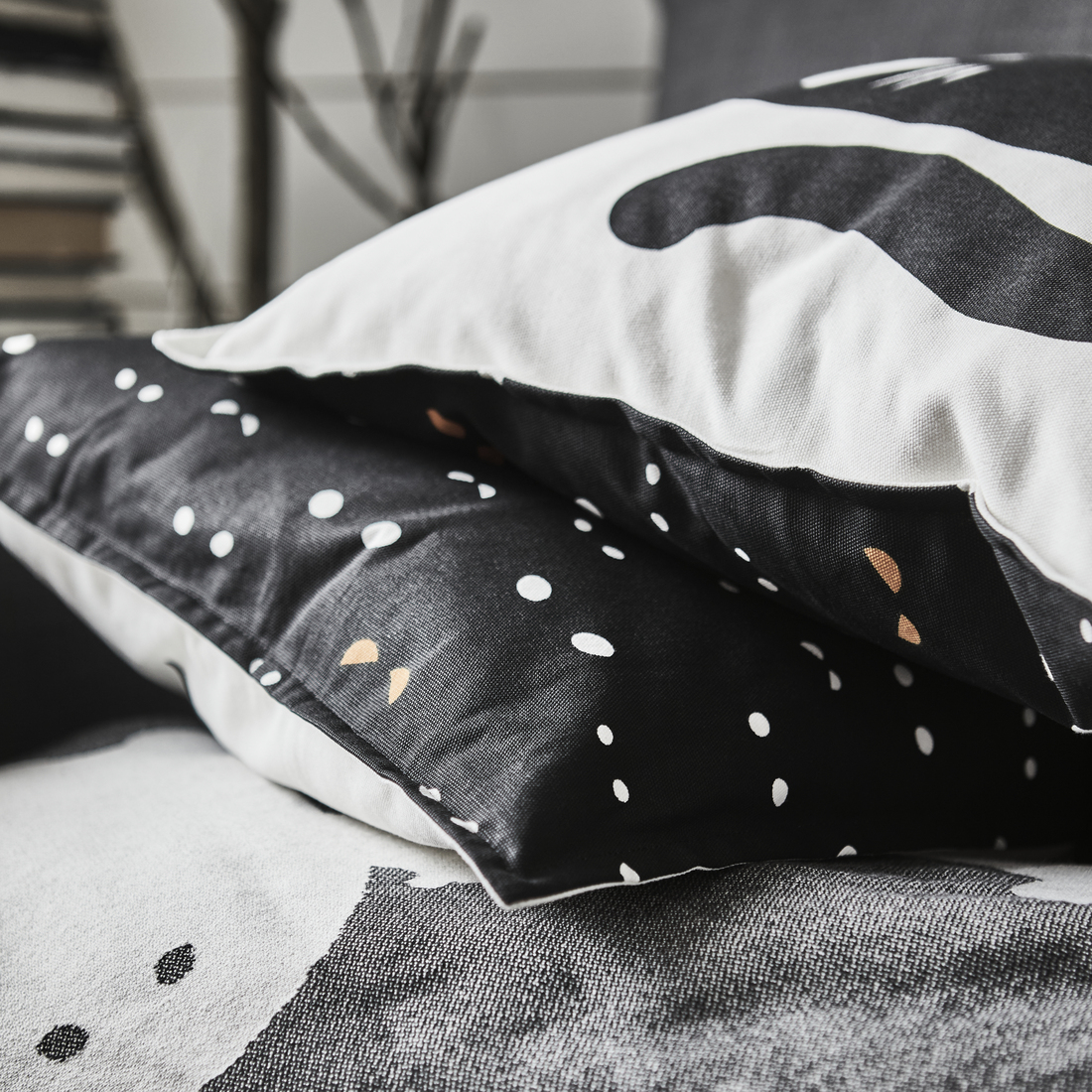 KUSTFYR, cushion cover. 4 of 5 open dialog