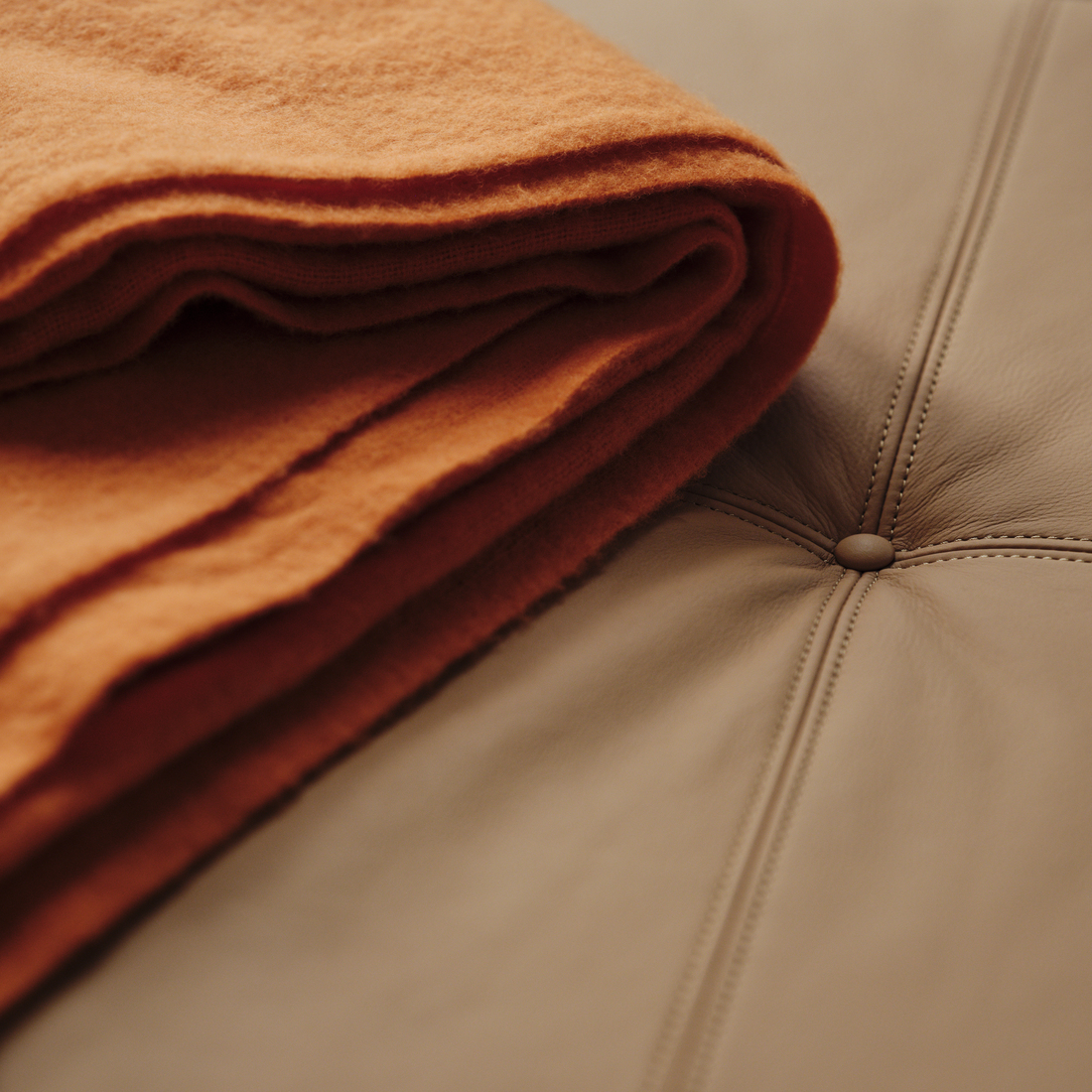 STOCKHOLM 2025, manta. 4 de 6 open dialog