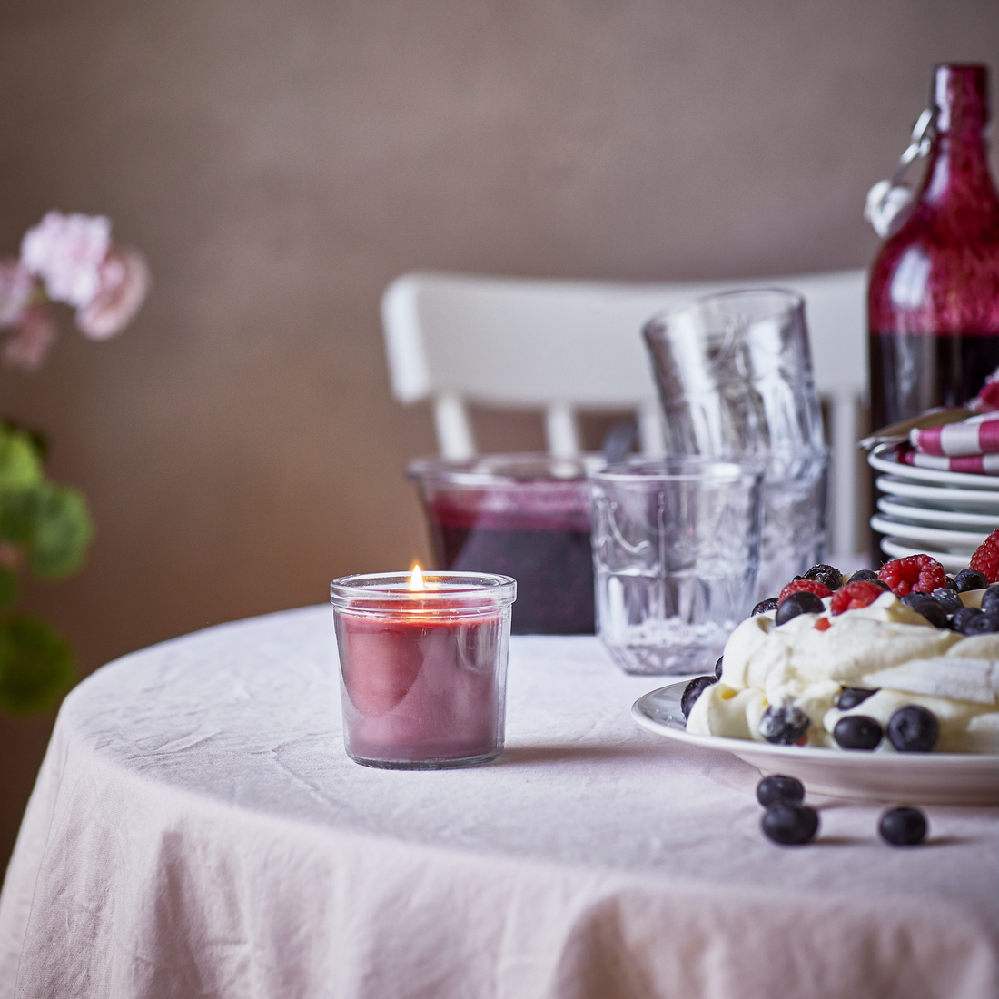 STÖRTSKÖN, vela aromática en vaso. 2 de 6 open dialog