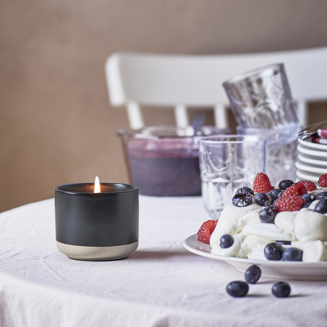 STÖRTSKÖN, scented candle in ceramic jar. 2 of 7 open dialog