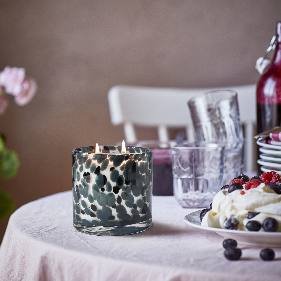 STÖRTSKÖN, scented candle in glass, 2 wicks. 2 of 7 open dialog