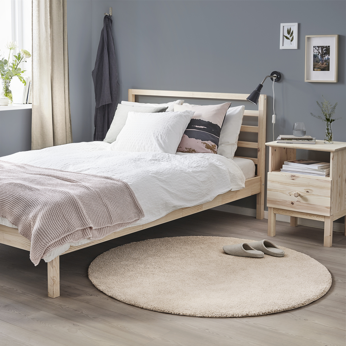 STOENSE, rug, low pile. 3 of 6 open dialog