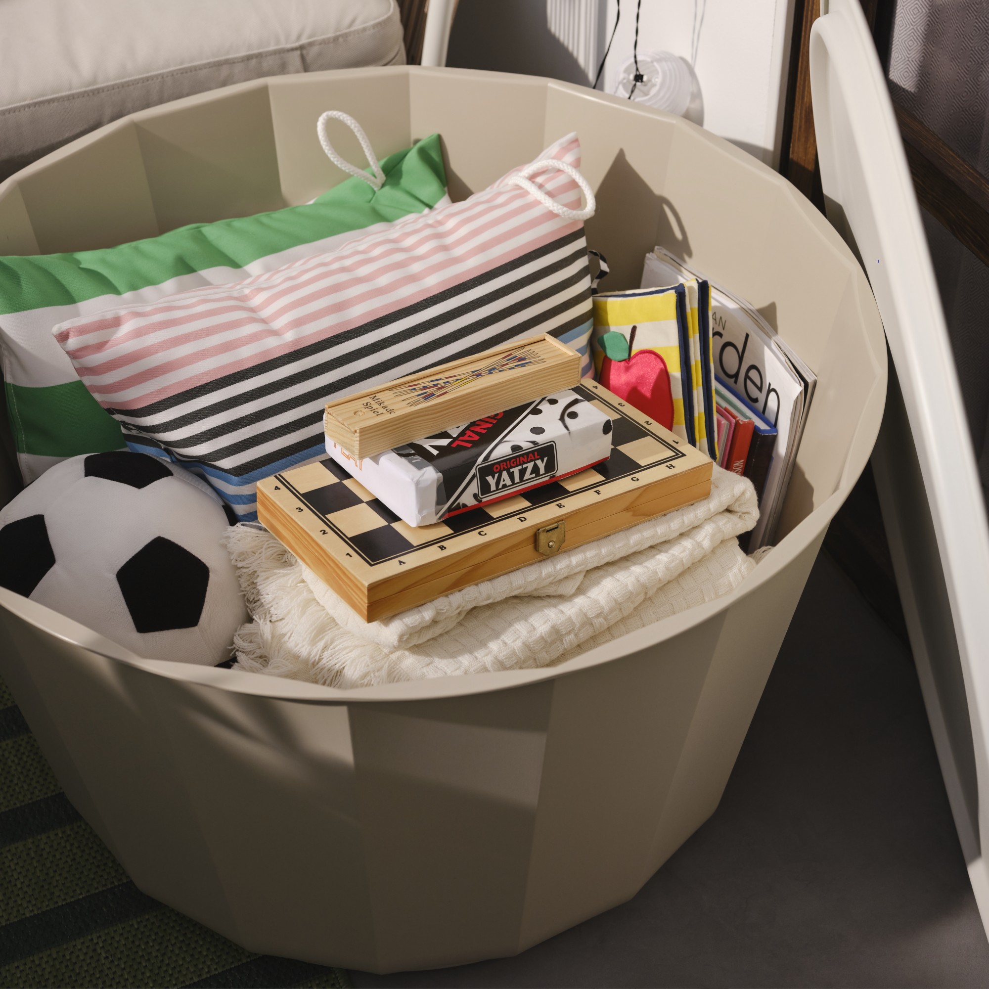 LÅGASKÄR, mesa de centro, exterior. 3 de 5 open dialog