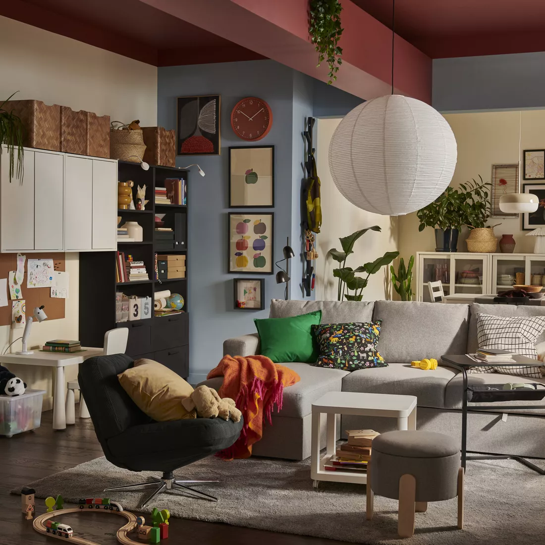 IKEA Mallorca - DYVLINGE sillón giratorio, Kelinge negro