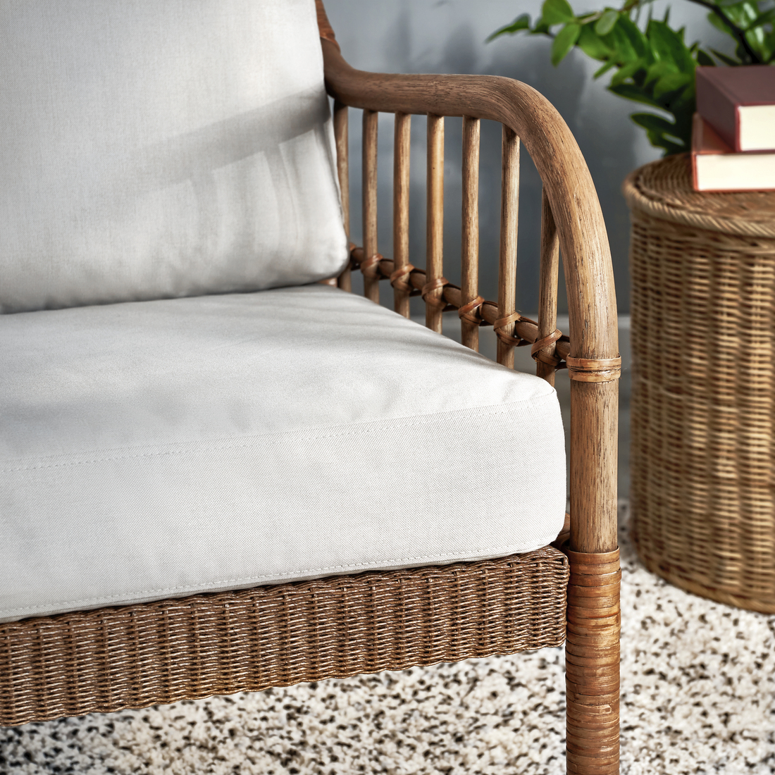 HOLMSTA / FRÖKNABO, armchair. 4 of 7 open dialog