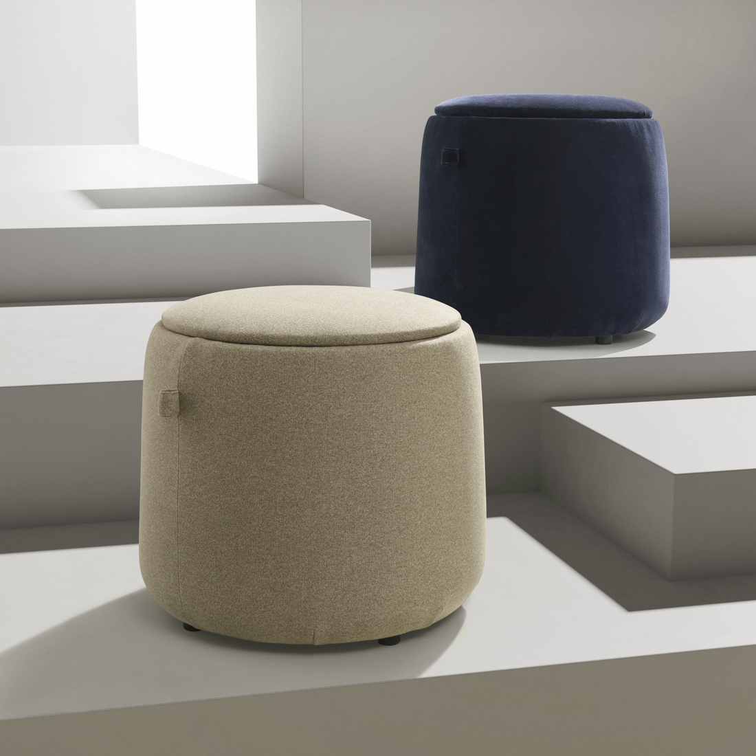 JÄRRESTAD, pouffe with storage. 5 of 5 open dialog