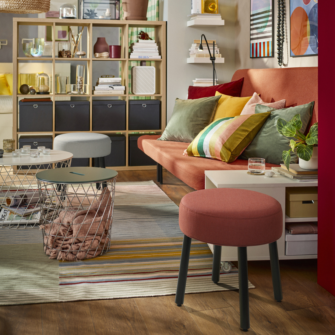 MÖRTFORS, pouffe. 4 of 7 open dialog