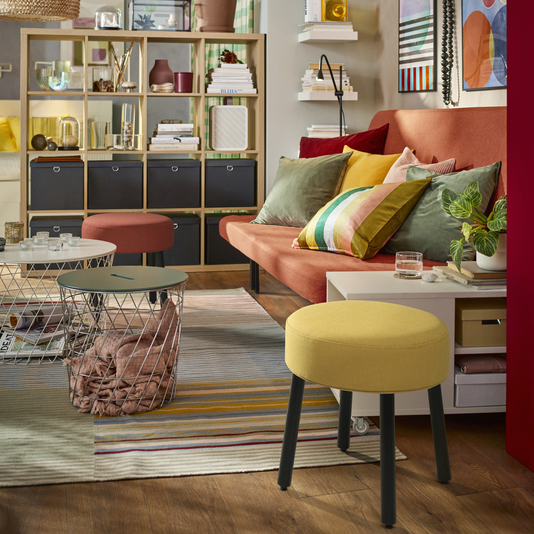 MÖRTFORS, pouffe. 4 of 7 open dialog