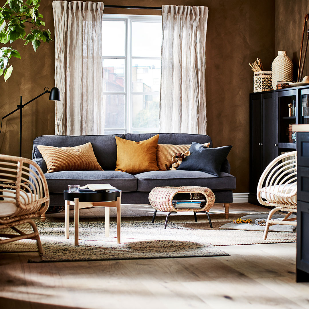 GAMLEHULT, reposapiés con almacenaje. 3 de 6 open dialog