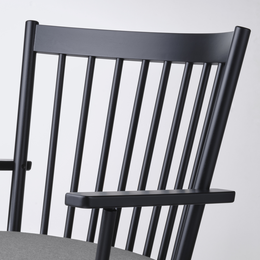 PERSBOL, sillón. 4 de 5 open dialog