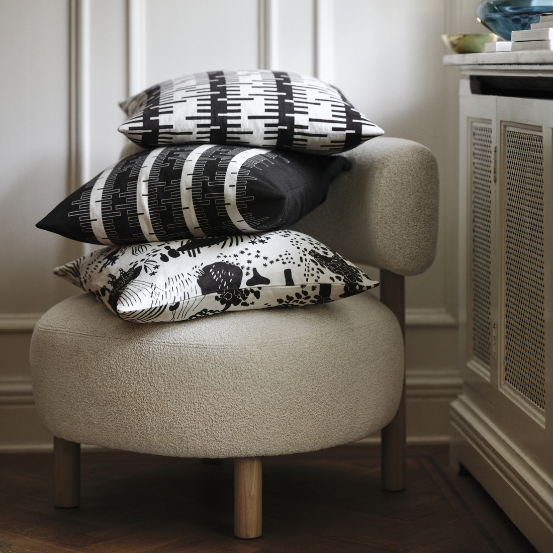 STOCKHOLM 2025, sillón. 3 de 9 open dialog