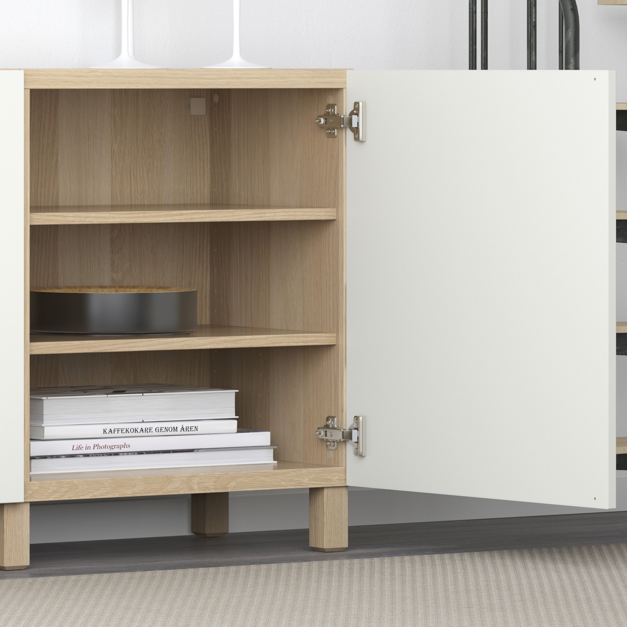 BESTÅ, aparador con puertas. 3 de 4 open dialog