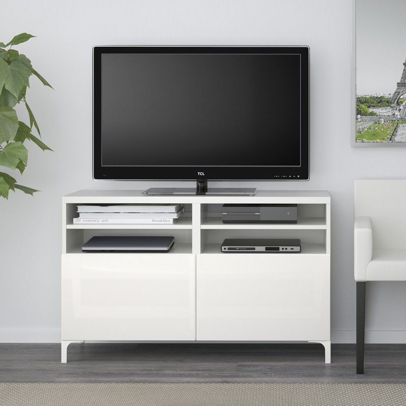 BESTÅ, mueble TV con puertas. 2 de 6 open dialog