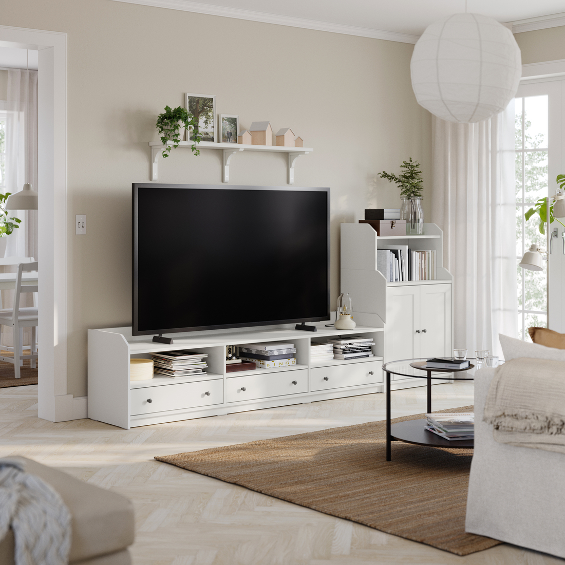 HAUGA, mueble TV con almacenaje. 2 de 9 open dialog