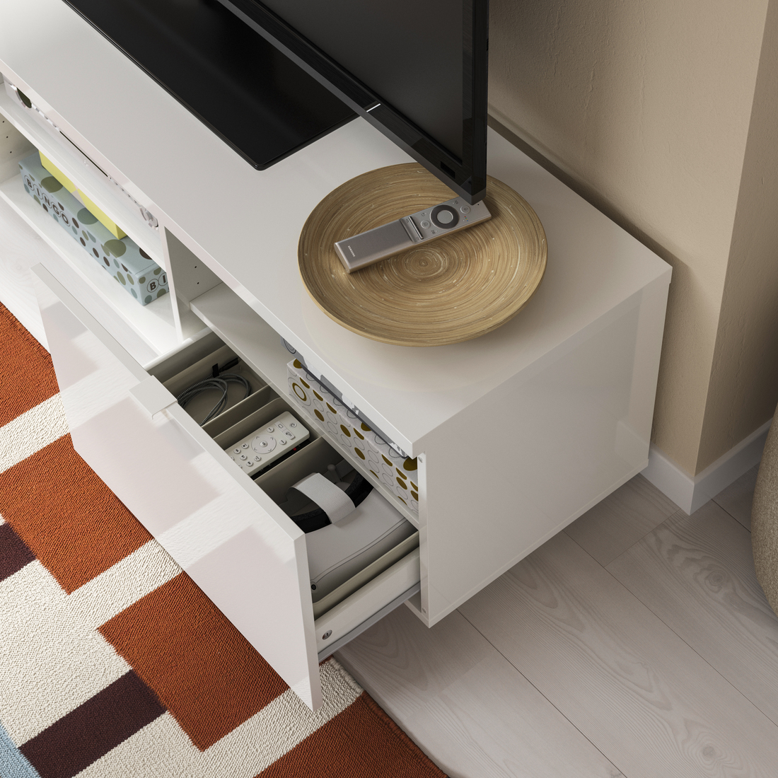 BYÅS, TV bench. 3 of 5 open dialog