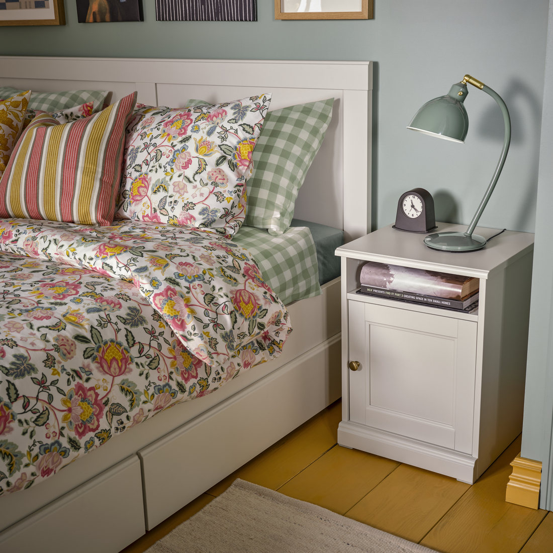 FÅGELFJÄLLET, nightstand. 3 of 7 open dialog