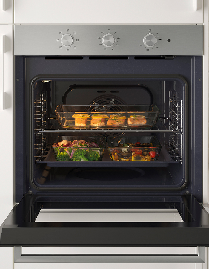 MATÄLSKARE convection oven with MIXTUR trays full of food