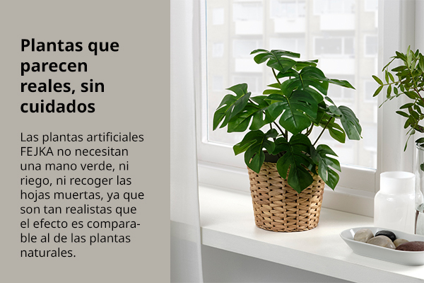 maceta con planta verde artificial FEJKA