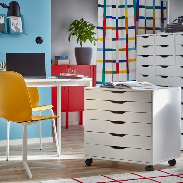 ALEX Drawer unit on casters