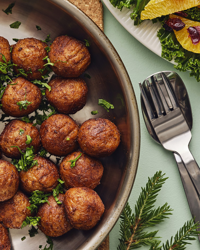 albóndigas en una sartén