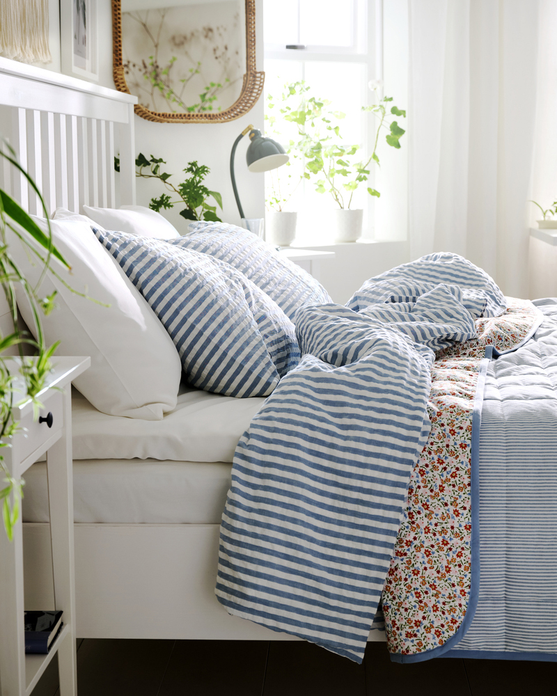 Different layers of sheets, duvets and bedspreads give you control over the temperature